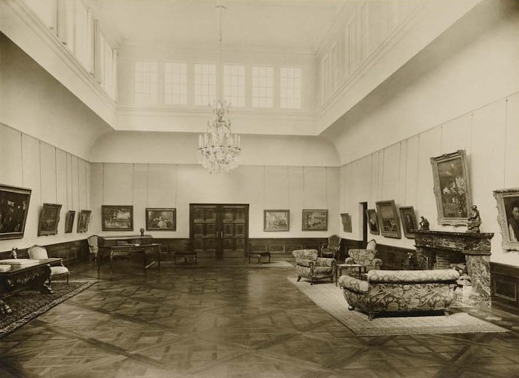 Grosser Saal in der Gemäldegalerie als Anbau zur Villa Am Römerholz, 1913–16 gebaut nach Plänen von Maurice Turrettini, Photographie von Hermann Linck, Winterthur, um 1950, Archiv Sammlung Oskar Reinhart «Am Römerholz», Winterthur